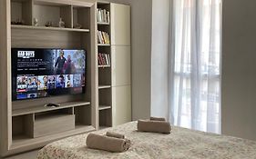 Luna Apartment