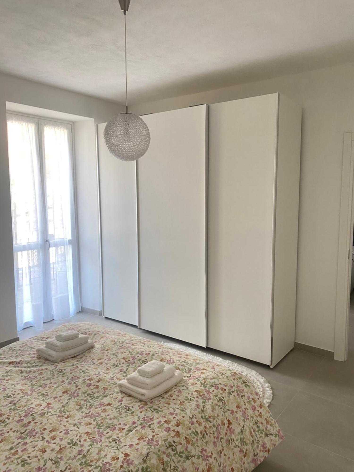 Luna Apartment Verbania Buitenkant foto